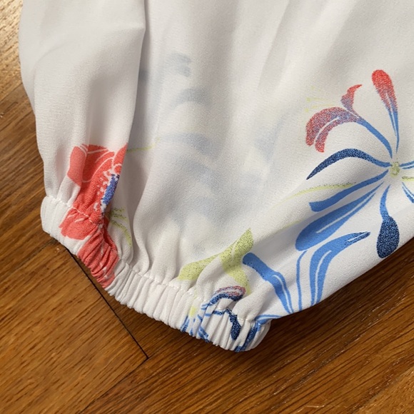 GAP women’s shirt - worn 1X!! - Picture 6 of 7